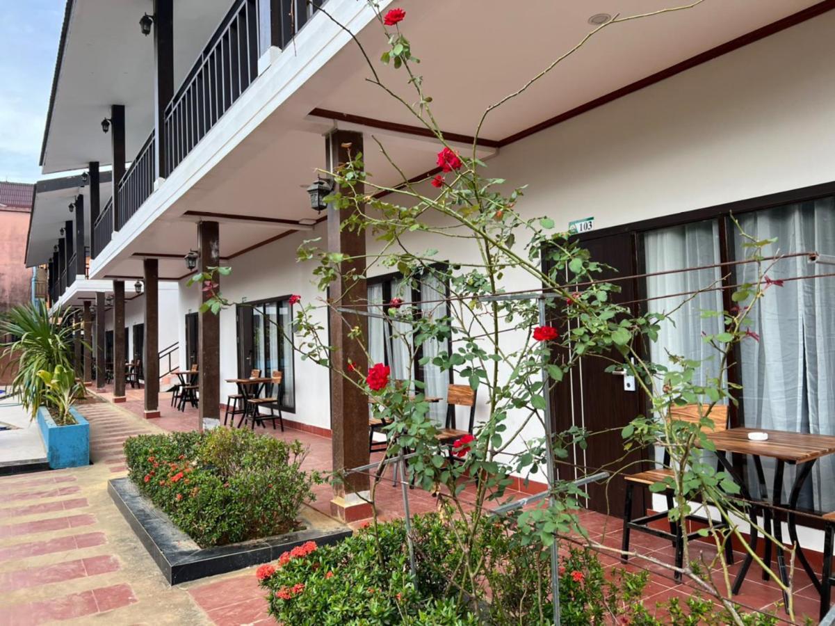 Jasmine Garden Resort Vang Vieng Luaran gambar